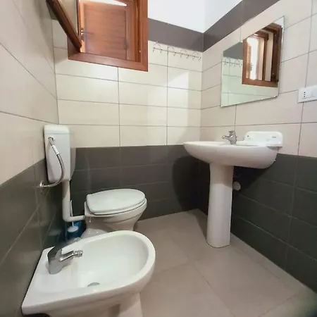 Dhoma Plazhi Natyra